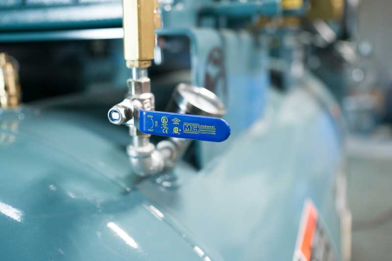 Saylor-Beall Performance Package 30 HP Air Compressor – Model 93024-FP 101.1 CFM @ 175 PSI